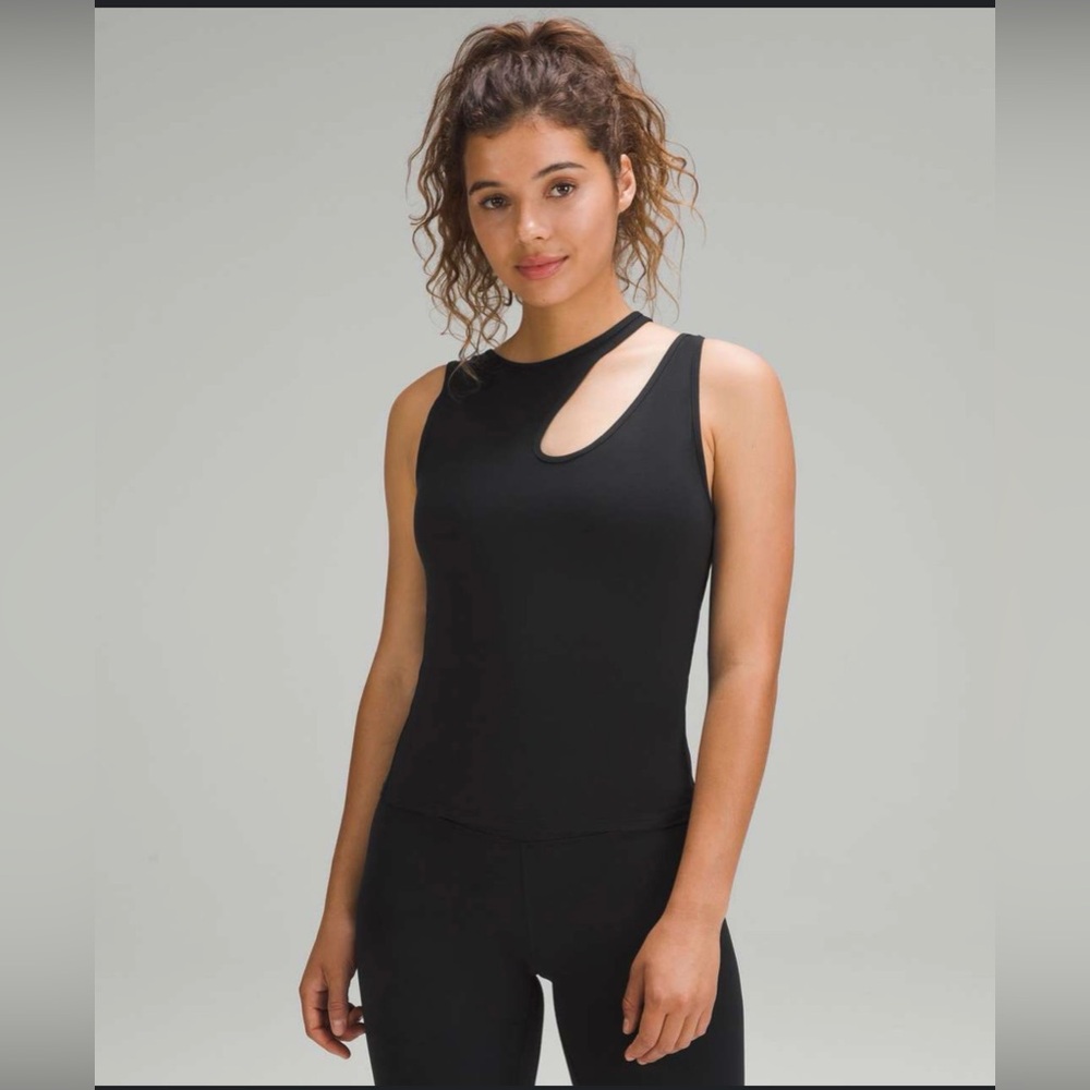 Lululemon Shoulder Cut-Out Yoga Tank Top, black, Size 10